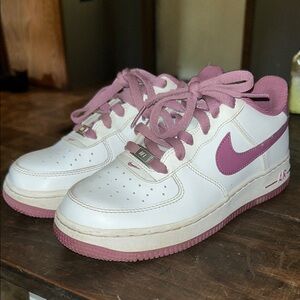 Nike Kids White and Purple Sneakers
